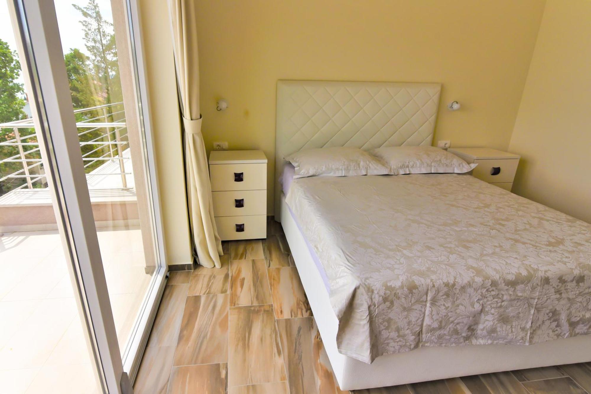 Guest House Manuela Opatija Exterior photo